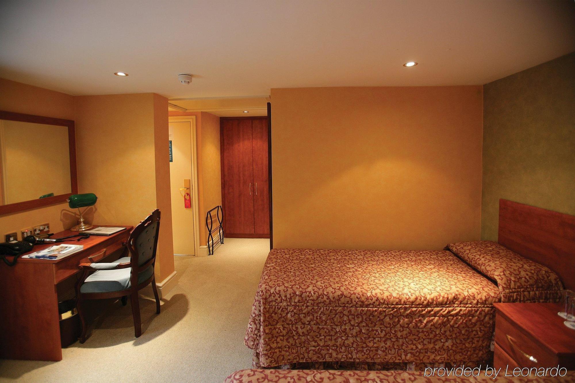 The Peacock Townhouse Hotel Kenilworth - Warwick Buitenkant foto